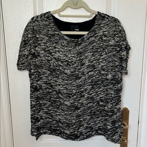 Wilfred Black and White Short Sleeve Top